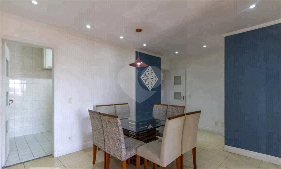 Apartamento à venda com 3 quartos, sendo 1 suíte,  em Vila Regente Feijó, São Paulo, SP