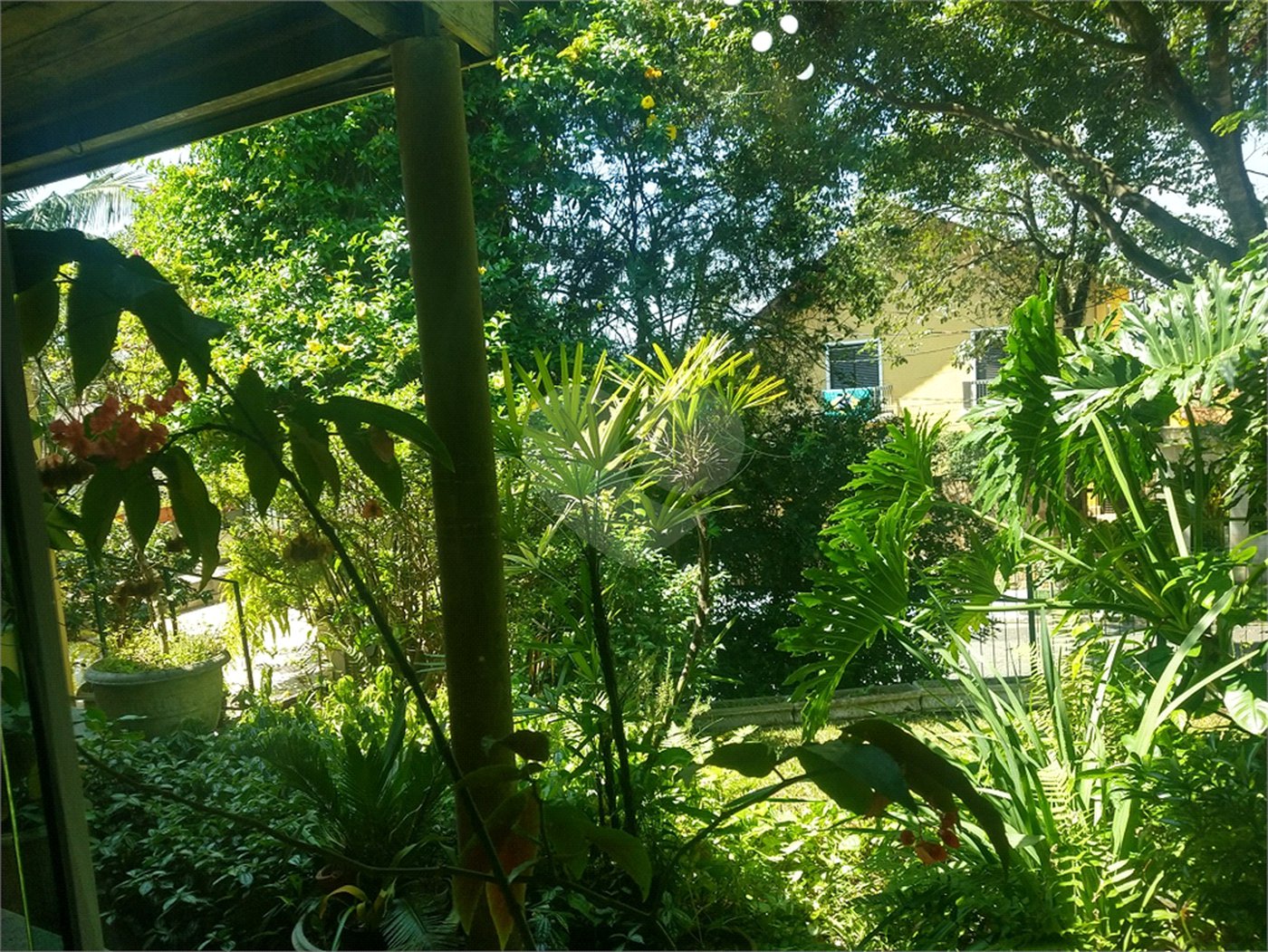 Sobrado à venda com 4 quartos, sendo 1 suíte, em Parque dos Príncipes, São Paulo, SP