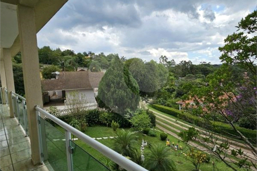 Casa à venda com 3 quartos, sendo 1 suíte, no condomínio Clube de Campo Fazenda Tabarã, Mairiporã - SP