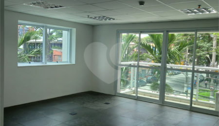 Sala à venda em Alto da Boa Vista, São Paulo, SP
