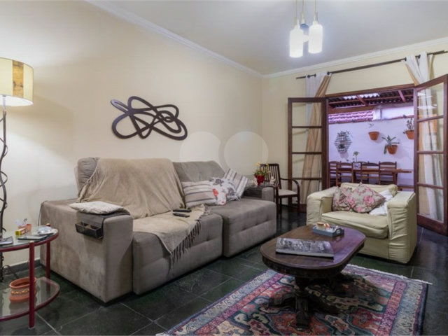 Casa à venda com 3 suítes em Santana, São Paulo, SP