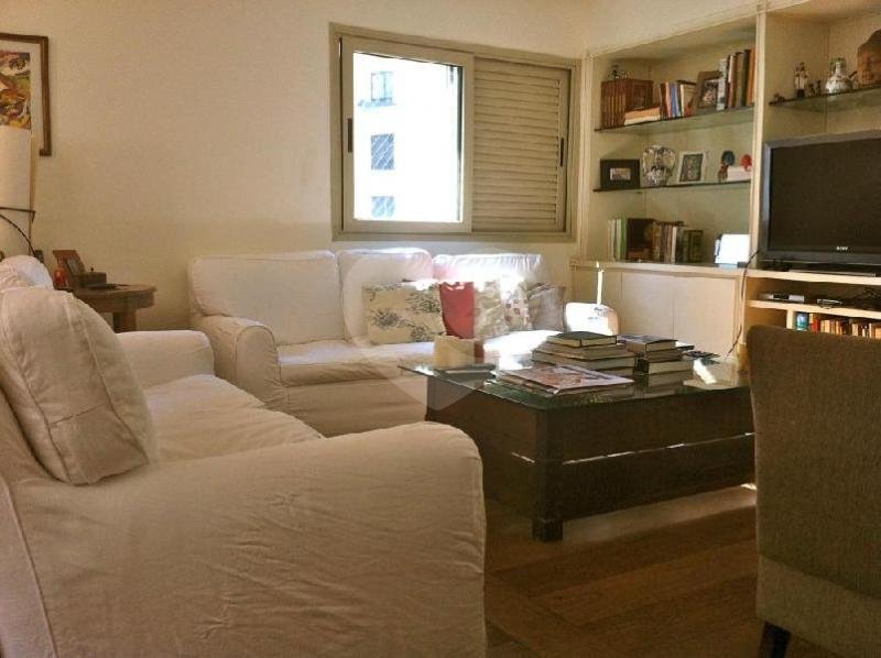Apartamento à venda com 3 suítes em Vila Morumbi, São Paulo, SP