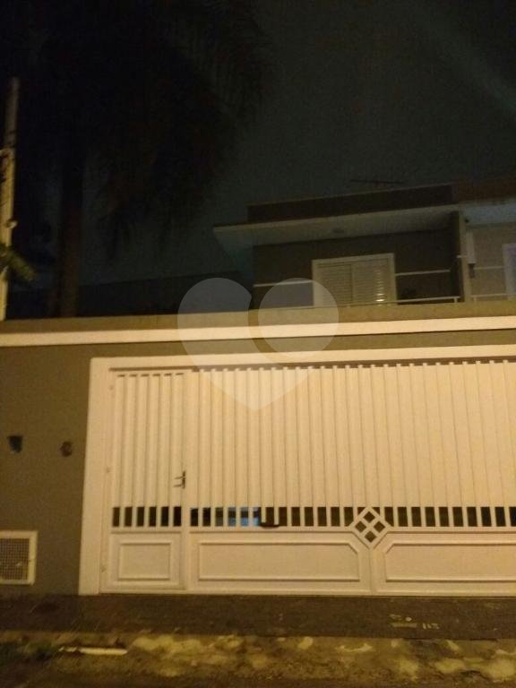 Sobrado à venda com 3 quartos, sendo 1 suíte, em Vila Mazzei, São Paulo, SP