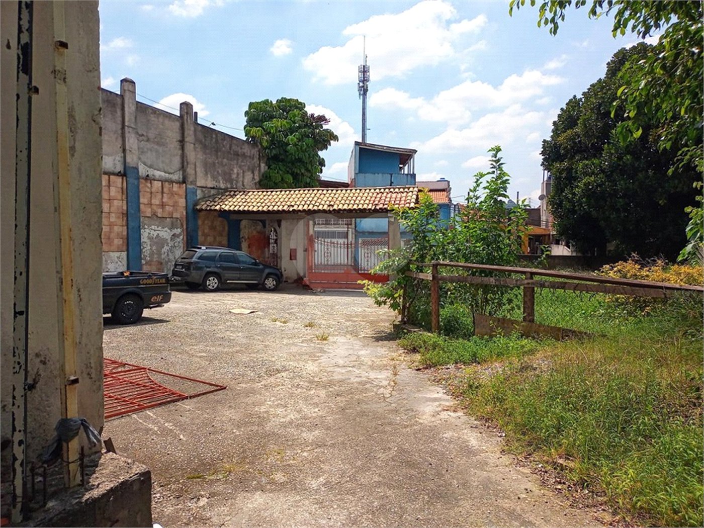 Casa à venda com 5 quartos, sendo 3 suítes,  em Parque Arariba, São Paulo, SP