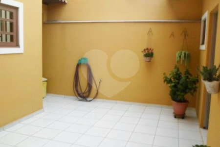 Sobrado à venda com 3 quartos, sendo 1 suíte, em Campo Grande, São Paulo, SP