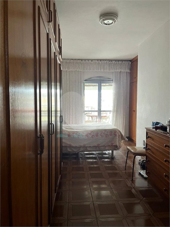 Sobrado à venda com 3 quartos, sendo 1 suíte, em Tremembé, São Paulo, SP