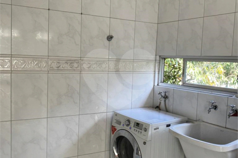 Sobrado à venda com 3 quartos em Tremembé, São Paulo, SP