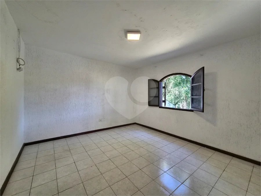 Casa à venda ou para alugar com 4 suítes no condomínio Parque Imperial da Cantareira, Mairiporã - SP