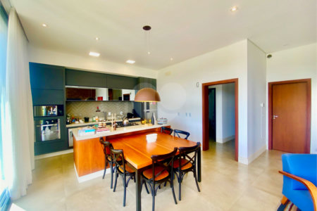 Casa à venda com 5 suítes em Glebas, Louveira, SP