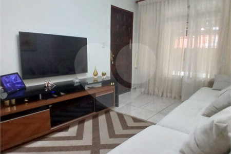 Casa à venda com 3 quartos, sendo 1 suíte, em Vila Rica, São Paulo, SP