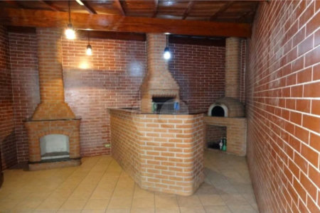 Sobrado à venda com 3 quartos, sendo 1 suíte, em Jardim São Luís, São Paulo, SP