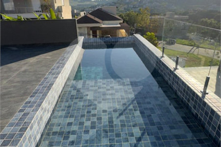 Casa à venda com 3 suítes no condomínio Vale das Águas, Bragança Paulista - SP