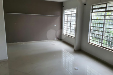 Sobrado para alugar com 3 quartos, sendo 1 suíte,  em Campo Belo, São Paulo, SP