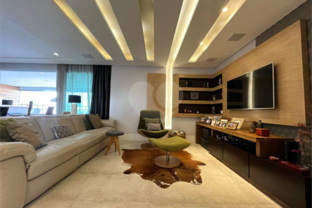 Apartamento à venda com 3 suítes em Santa Teresinha, São Paulo, SP