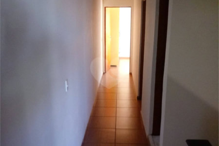 Casa à venda com 3 quartos em Jardim Santa Lúcia, Sorocaba, SP