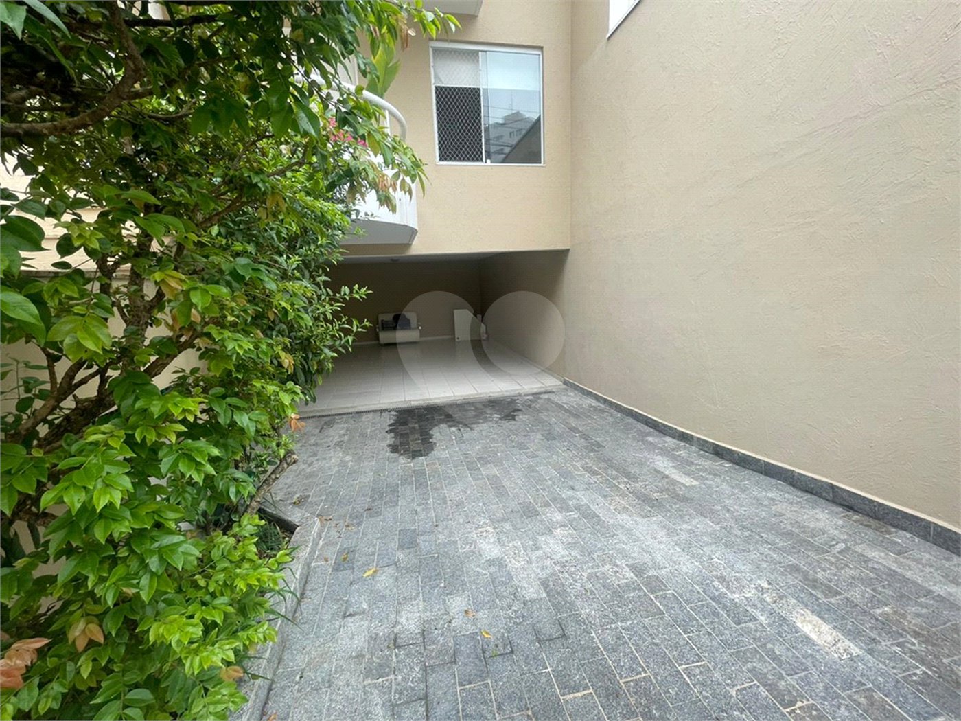 Casa à venda com 4 quartos, sendo 2 suítes, no condomínio Narandiba 23, São Paulo - SP