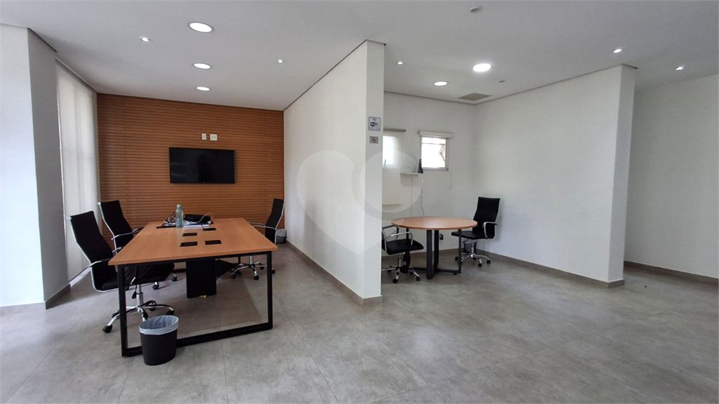 Apartamento à venda com 2 quartos em Vila Anastácio, São Paulo, SP