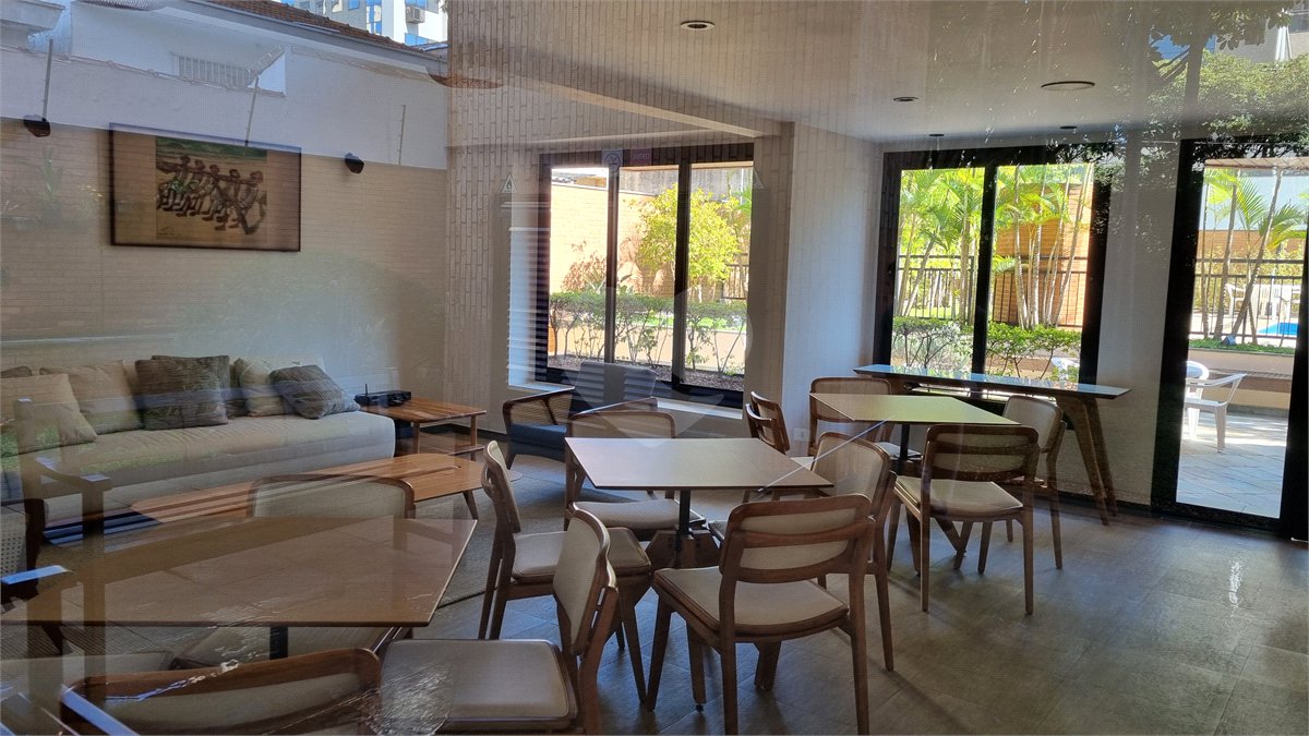 Apartamento à venda com 3 quartos, sendo 1 suíte,  em Brooklin Paulista, São Paulo, SP
