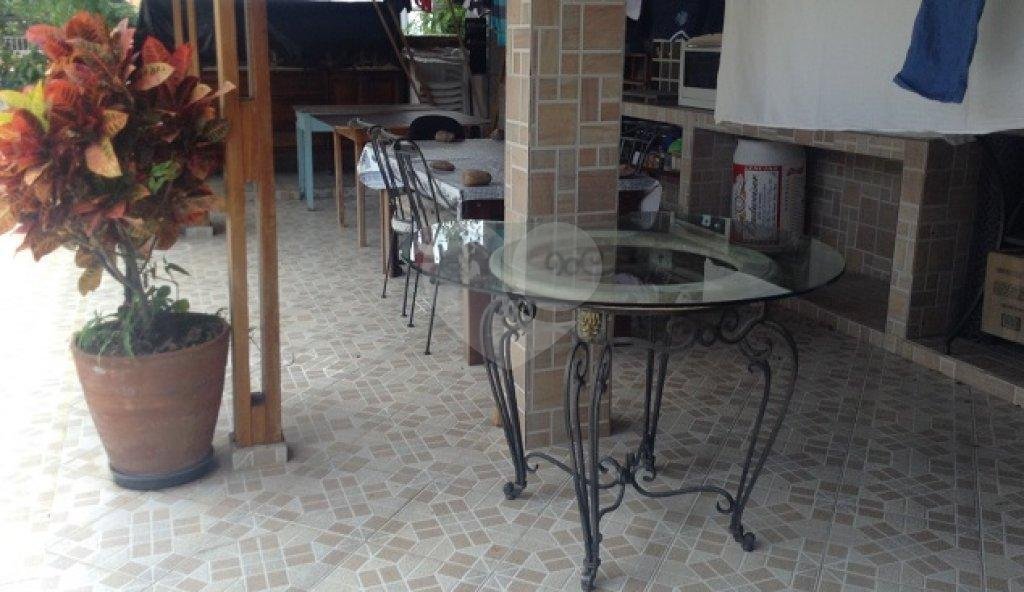 Casa à venda com 3 quartos, sendo 1 suíte, em Vila Romero, São Paulo, SP