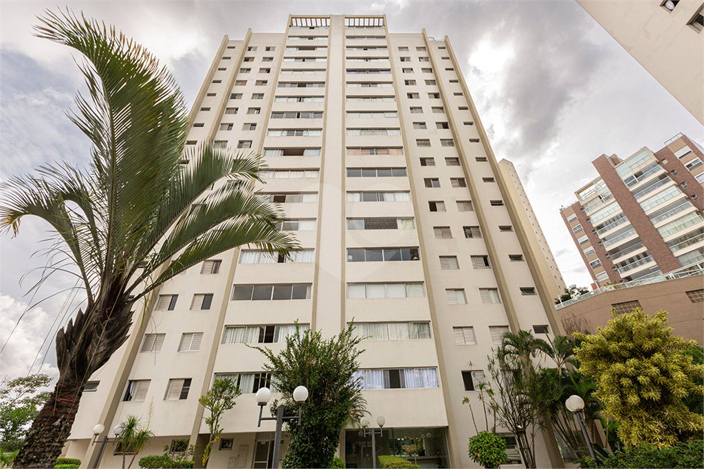 Apartamento à venda com 3 quartos, sendo 2 suítes, em Alto da Lapa, São Paulo, SP