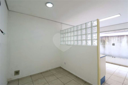 Casa à venda com 3 quartos em Santo Amaro, São Paulo, SP