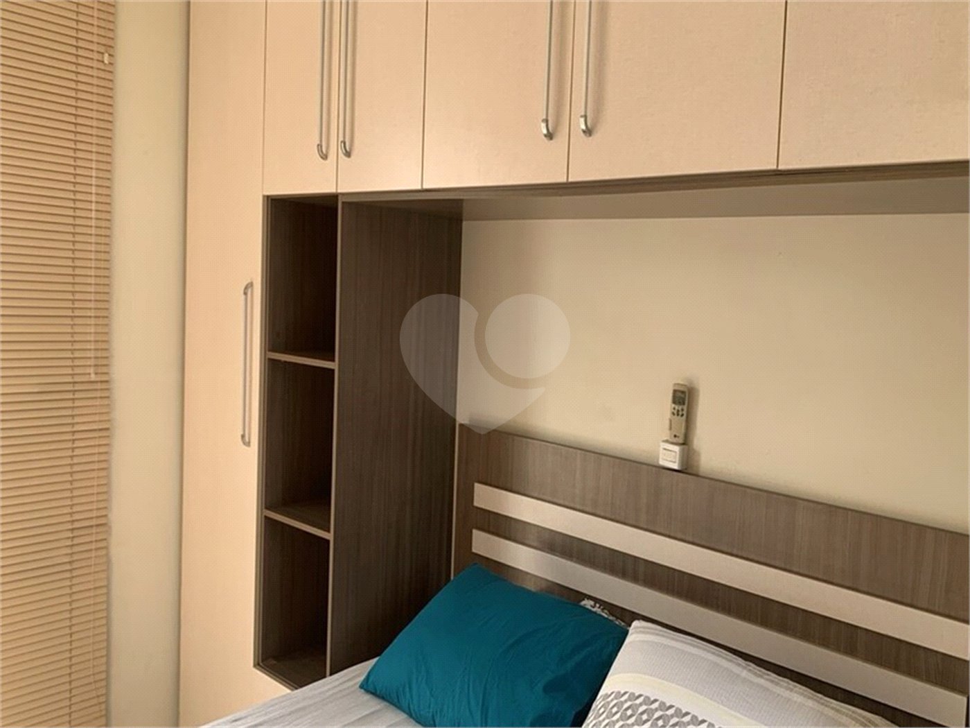 Casa à venda com 3 quartos, sendo 1 suíte, no condomínio Residencial Belle Ville Itaycy, Indaiatuba - SP