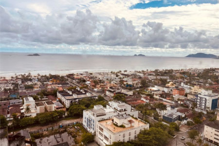 Apartamento com 3 dormitórios à venda, 285 m² por R$ 3.490.000,00 - Jardim Virginia - Guarujá/SP
