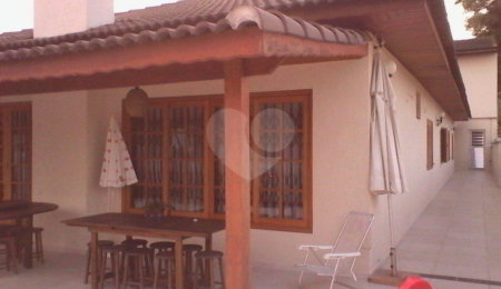 Sobrado à venda com 4 quartos, sendo 2 suítes,  em Vila Albertina, São Paulo, SP