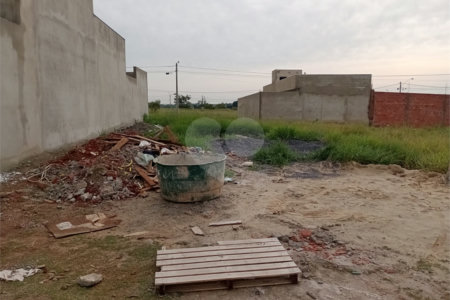 Terreno à venda com 2 quartos em Parque Itapê, Itapetininga, SP