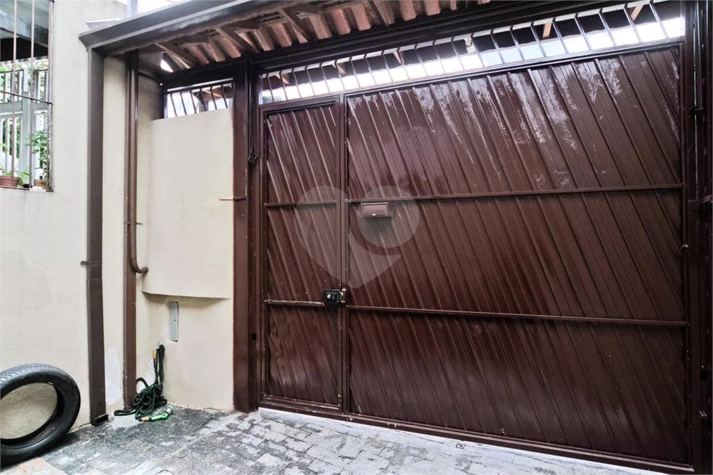 Sobrado à venda com 2 quartos, sendo 1 suíte, em Vila dos Remédios, São Paulo, SP