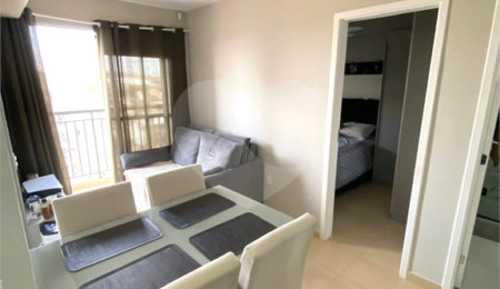 Apartamento à venda com 2 quartos em Vila Tolstoi, São Paulo, SP