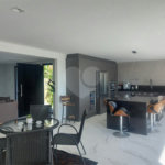 Casa à venda com 4 quartos, sendo 3 suítes, em Albatroz, Armação dos Búzios, RJ