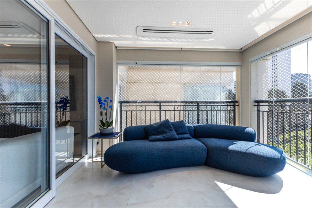 Apartamento à venda com 3 suítes em Indianópolis, São Paulo, SP