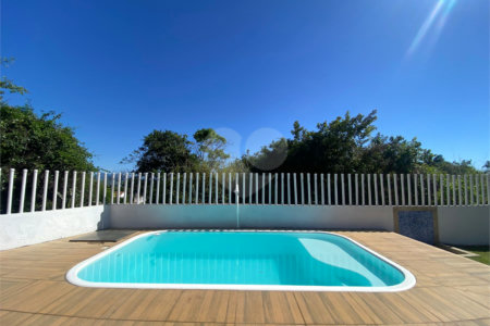 Casa à venda com 3 quartos, sendo 2 suítes, em Rasa, Armação dos Búzios, RJ