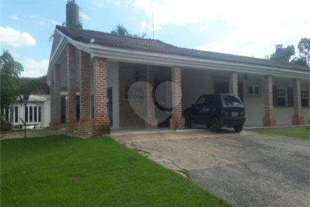 Casa à venda ou para alugar com 3 quartos, sendo 2 suítes, no condomínio Residencial Chacara Santa Maria, Votorantim - SP