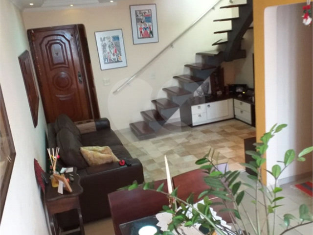 Apartamento à venda com 3 quartos, sendo 1 suíte,  em Vila Nivi, São Paulo, SP