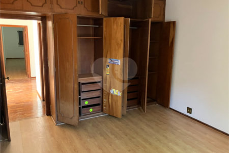 Sobrado para alugar com 4 quartos, sendo 2 suítes, em Brooklin Paulista, São Paulo, SP