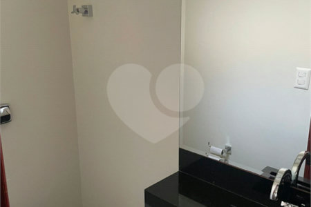 Casa à venda com 3 quartos, sendo 1 suíte, no condomínio Quinta da Boa Vista, Jundiaí - SP