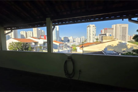 Sobrado à venda com 5 quartos, sendo 2 suítes, em Jardim do Mar, São Bernardo do Campo, SP