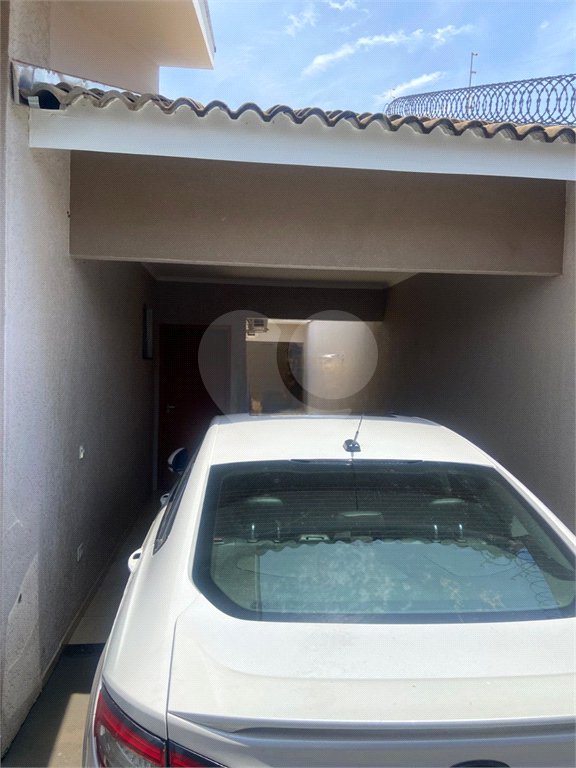 Casa à venda com 3 quartos, sendo 1 suíte, em Ipê, Três Lagoas, MS