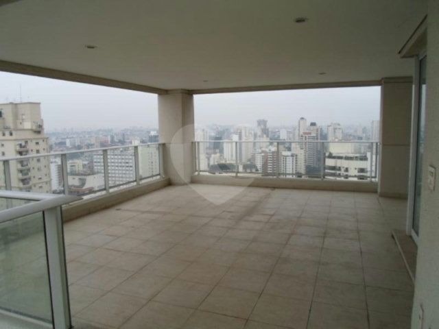 Apartamento à venda com 4 suítes em Campo Belo, São Paulo, SP
