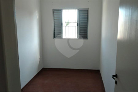 Sobrado à venda com 3 quartos, sendo 1 suíte, em Chora Menino, São Paulo, SP