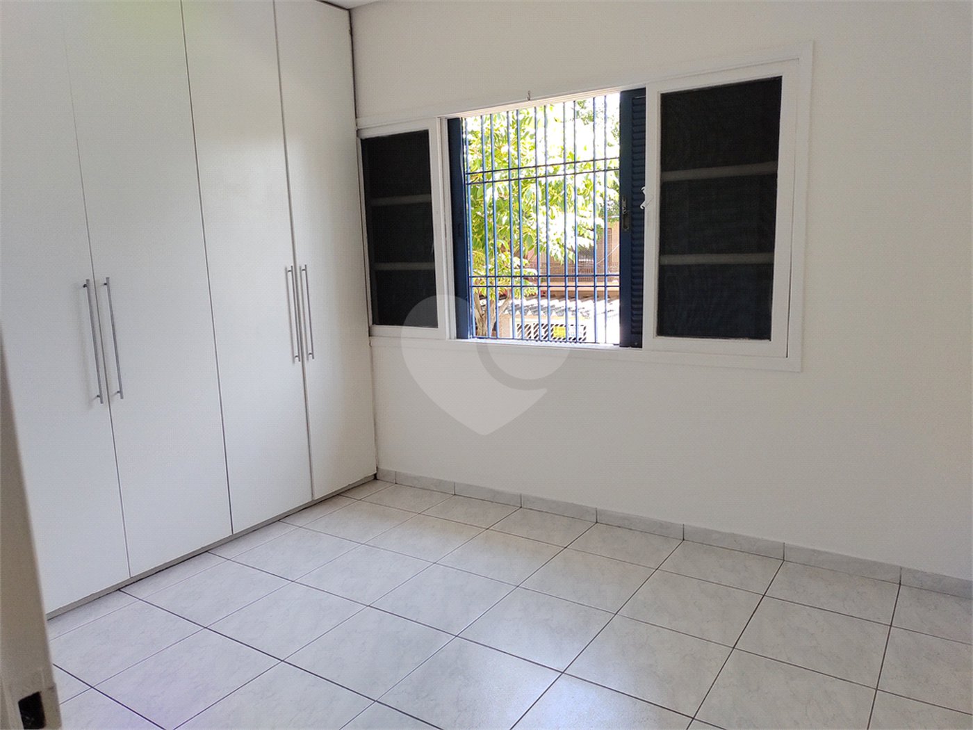 Casa à venda com 3 quartos, sendo 1 suíte,  em Vila Cordeiro, São Paulo, SP