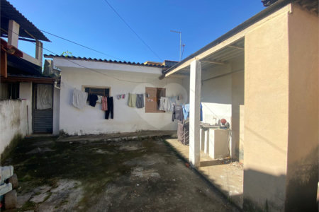 Casa à venda com 2 quartos, sendo 1 suíte,  em Jardim Alvinópolis Ii, Atibaia, SP