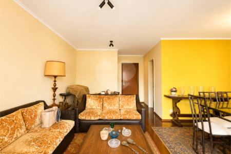 Apartamento à venda com 3 quartos, sendo 1 suíte, em Jardim Marajoara, São Paulo, SP