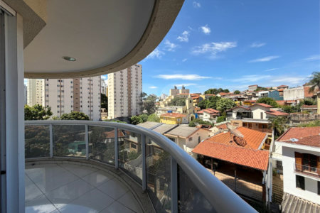 Apartamento à venda com 3 suítes em Santa Teresinha, São Paulo, SP