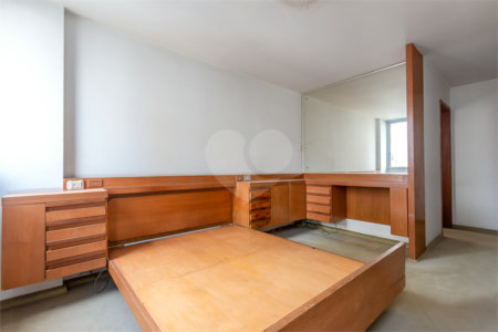 Apartamento à venda com 3 quartos, sendo 1 suíte, em Santa Cecília, São Paulo, SP