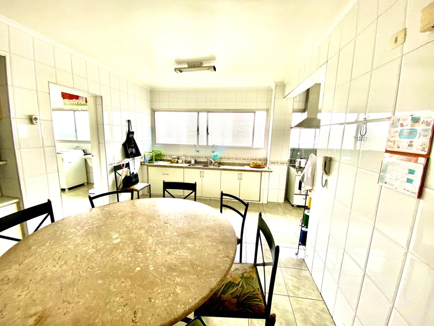 Apartamento à venda com 4 quartos, sendo 2 suítes, em Pinheiros, São Paulo, SP