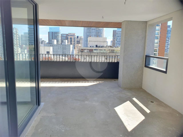 Apartamento à venda com 3 suítes em Jardim América, São Paulo, SP
