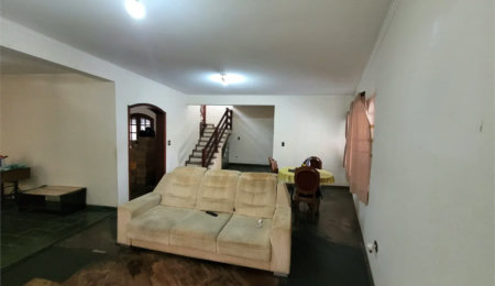 Casa à venda com 3 quartos, sendo 1 suíte, em Parque da Lapa, São Paulo, SP